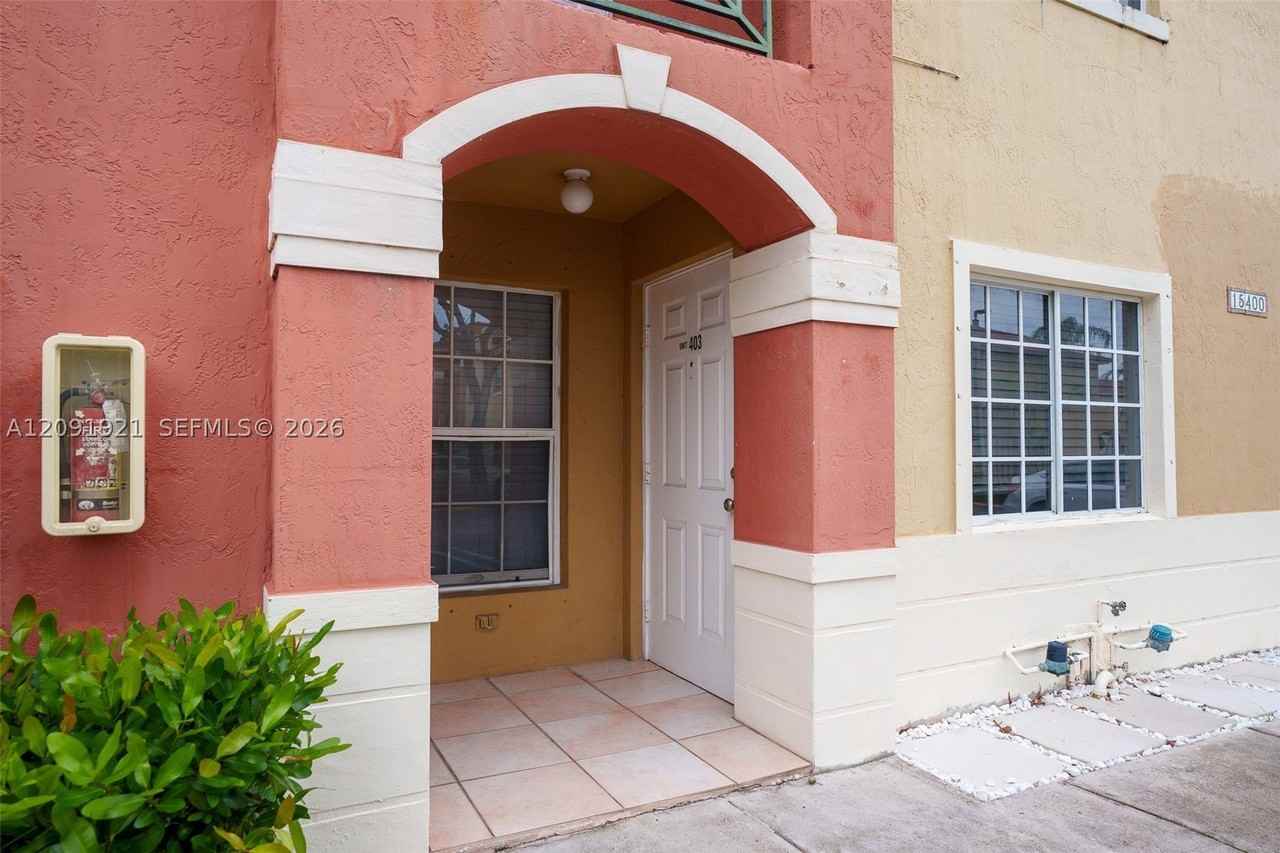 15400 Sw 134th Pl #403 - Photo 4 of 27