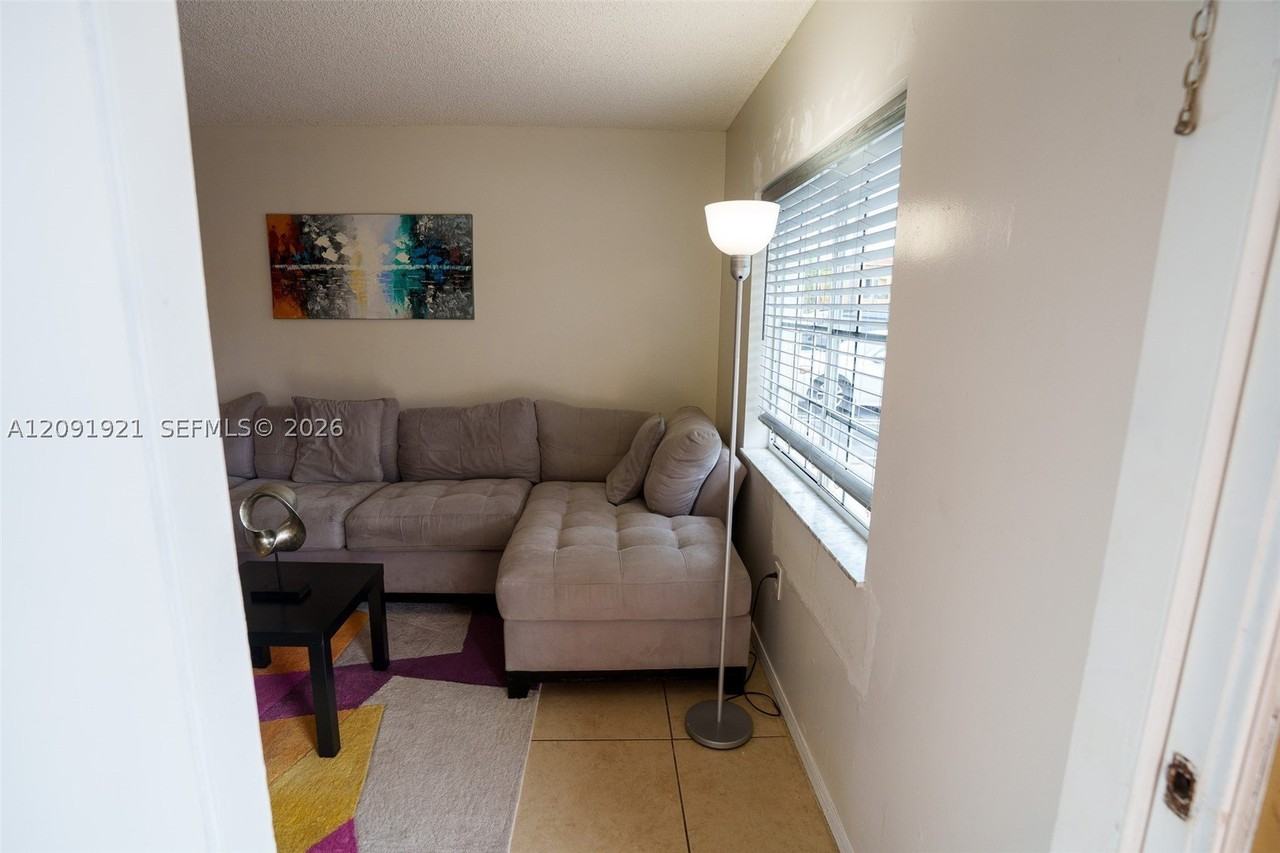15400 Sw 134th Pl #403 - Photo 5 of 27