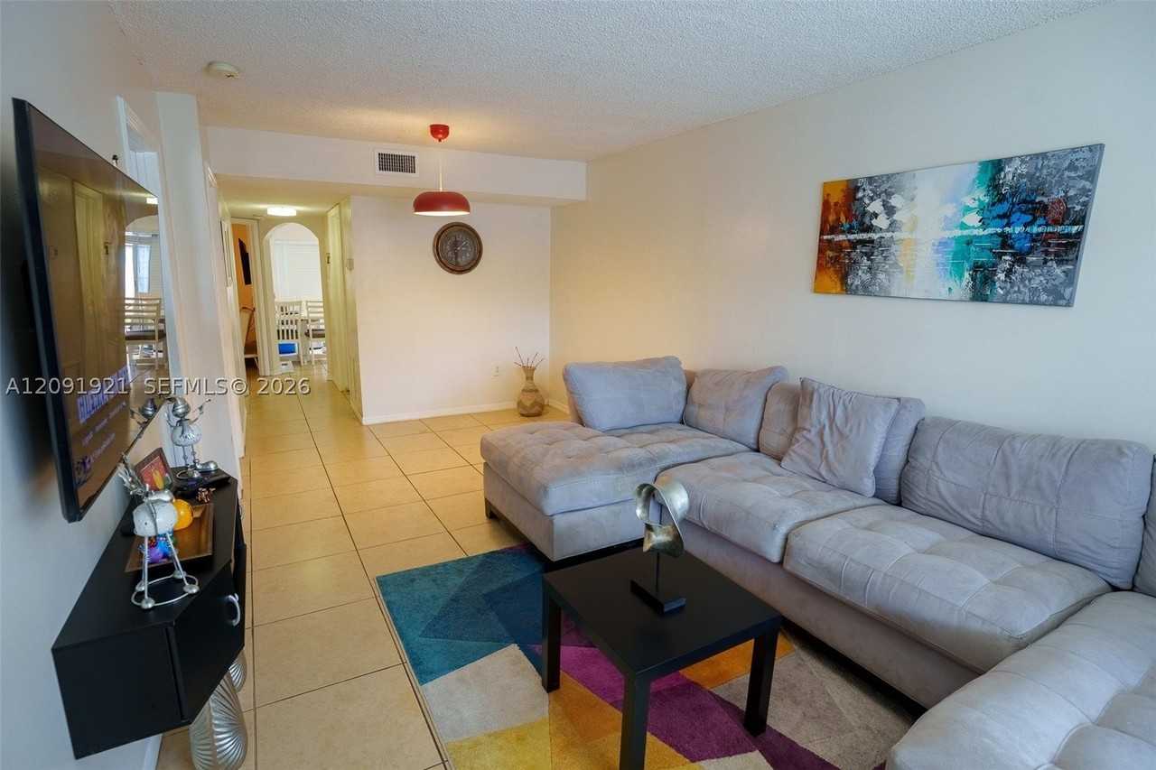 15400 Sw 134th Pl #403 - Photo 6 of 27