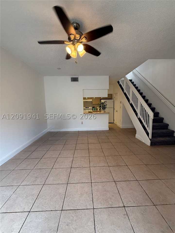 18322 Nw 68th Ave #B - Photo 6 of 16
