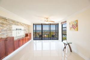 featured image of 2500 Ne 135th St #C1011