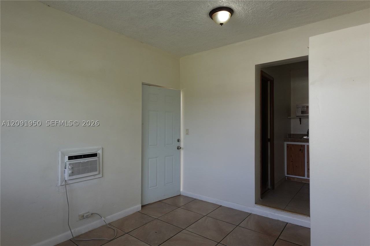 11262 Sw 74th St #0 - Photo 5 of 19