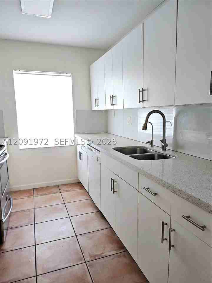 4907 Sw 137th Ct #0 - Photo 6 of 7