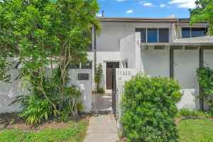 featured image of 11333 Sw 69th Ln #11333