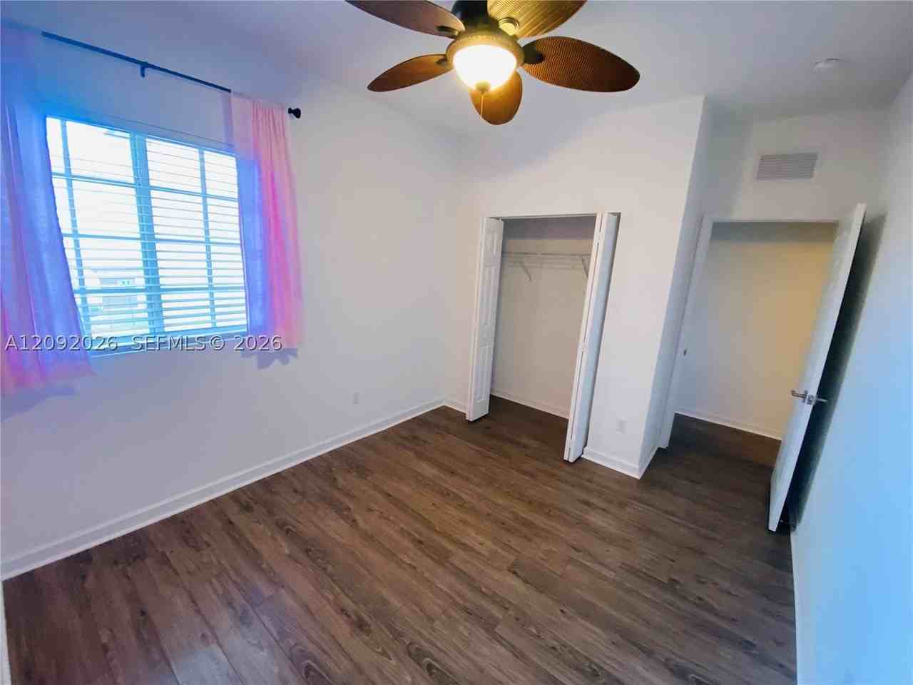 3556 Nw 29th Ct #3556 - Photo 6 of 26