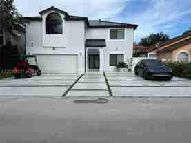 19603 Nw 82nd Pl - Photo 1 of 1