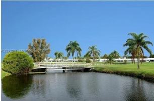 featured image of 1116 Lake Ter #205