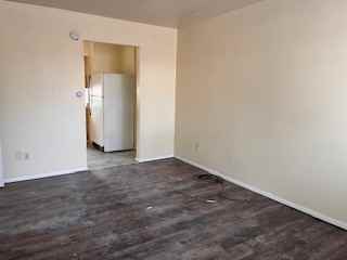 243 Miriam Dr #D - Photo 2 of 9