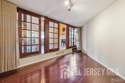 232 Westgate Dr - Photo 6 of 13