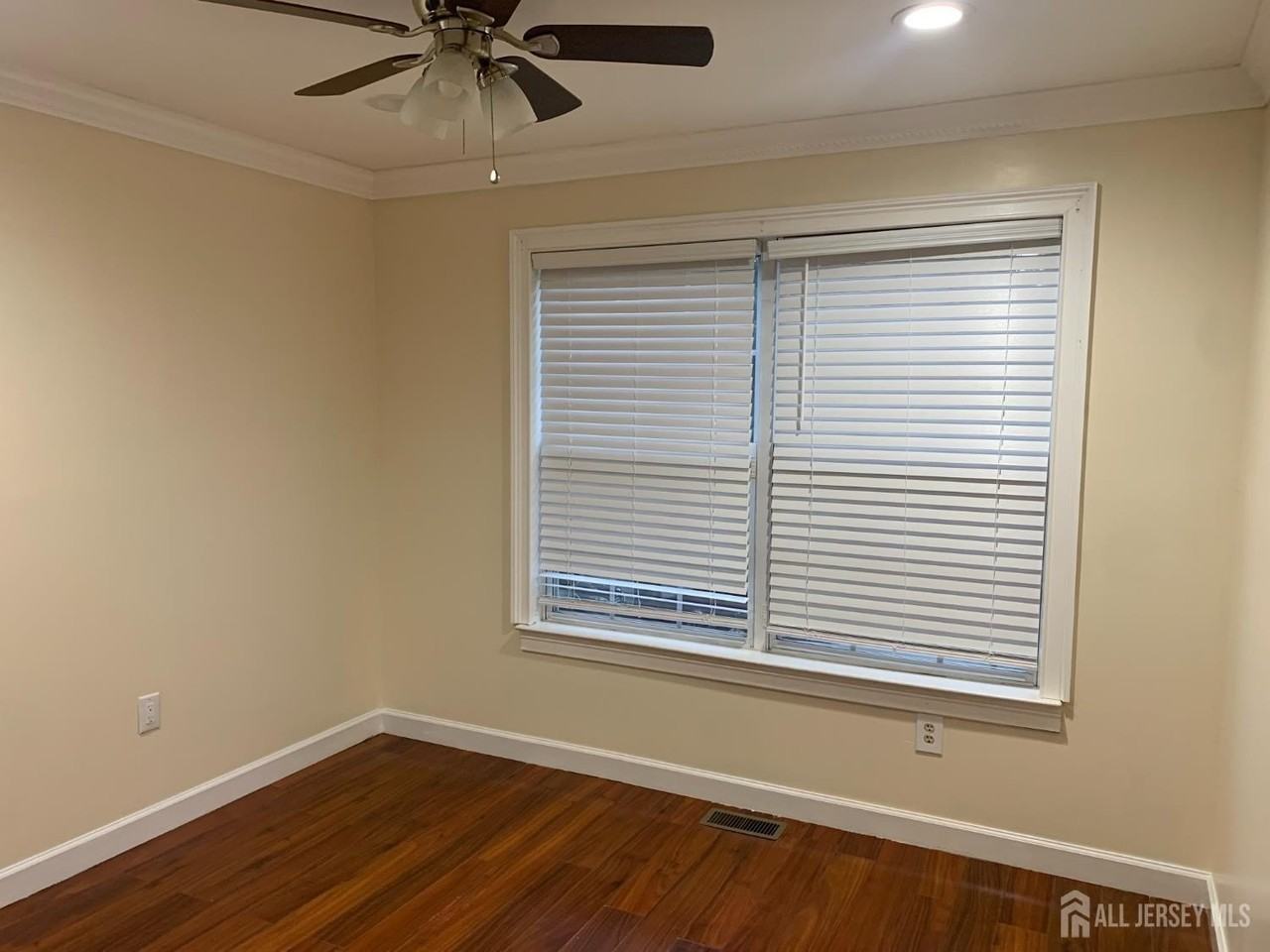 14 Colson Ct - Photo 7 of 10