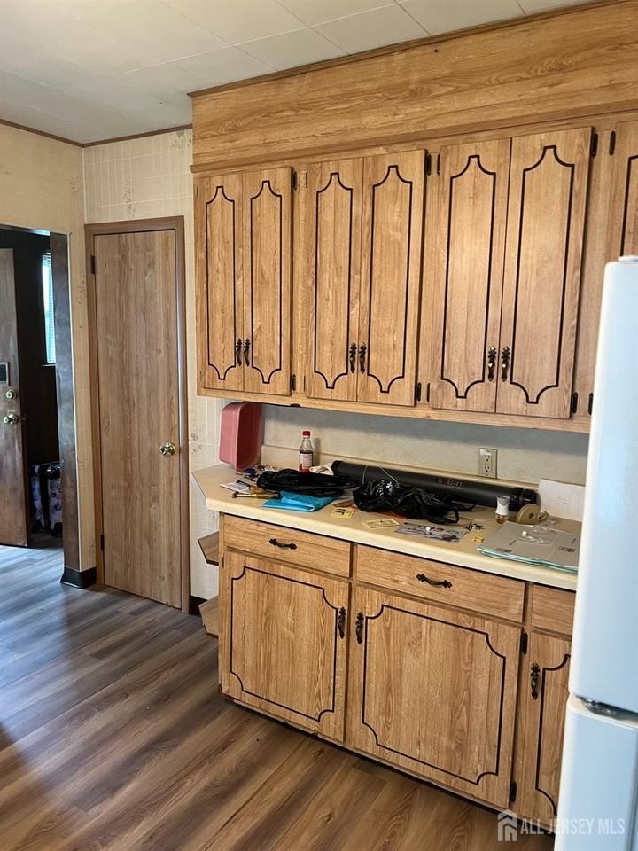 21 Pulaski Ave - Photo 5 of 10