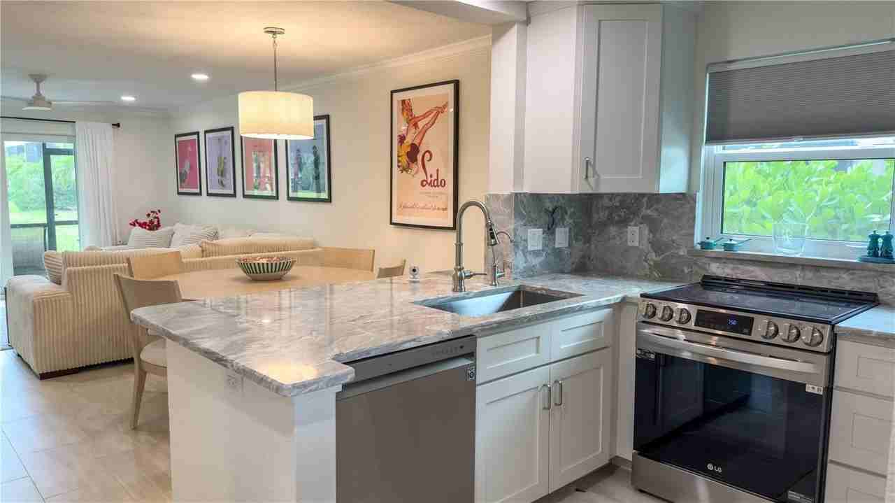 954 La Costa Cir #1 - Photo 5 of 33