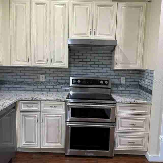 2255 Ribble St - Photo 6 of 18