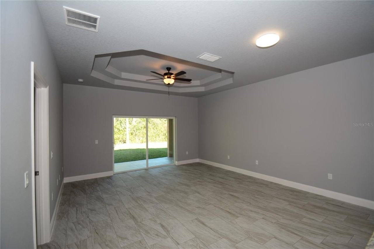 25 Rosepetal Ln #A - Photo 6 of 21