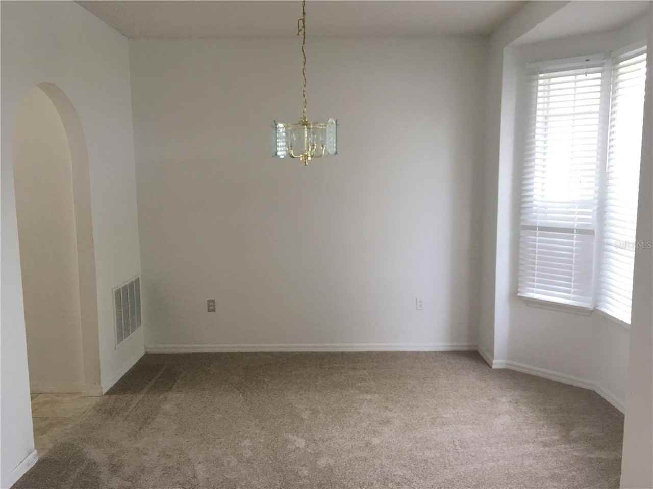 1726 Crowned Ave - Photo 3 of 10
