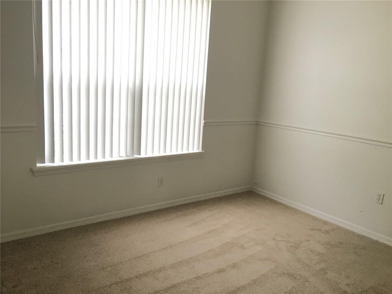 1726 Crowned Ave - Photo 7 of 10