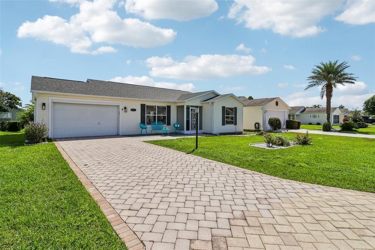 2609 Privada Dr - Photo 2 of 31