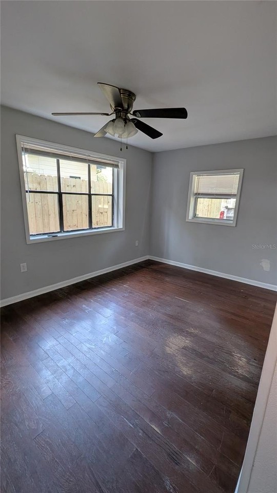 3219 Nw 12th St - Photo 4 of 7