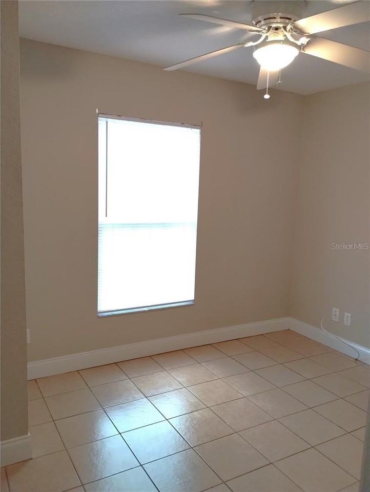 648 Avenue P Sw - Photo 6 of 7