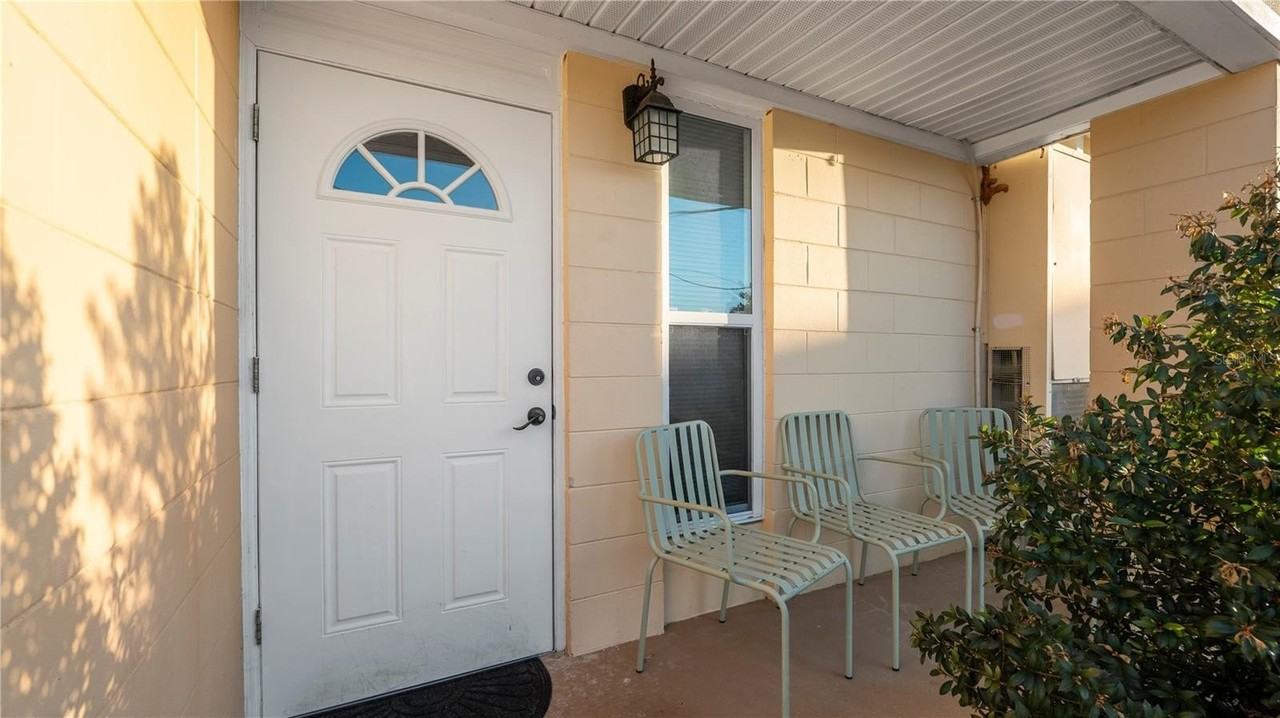 4311 Club Cir - Photo 4 of 38