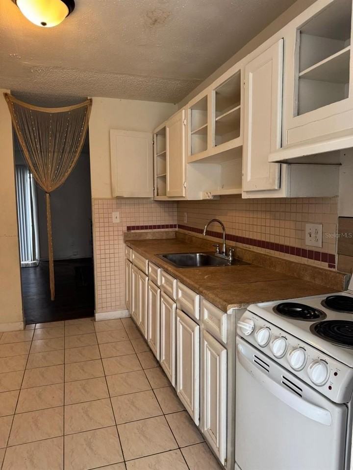 2336 Huntington Green Ct #90 - Photo 6 of 22
