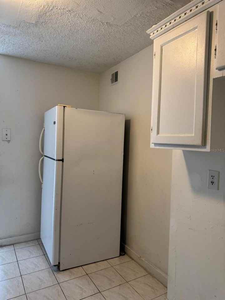 2336 Huntington Green Ct #90 - Photo 7 of 22