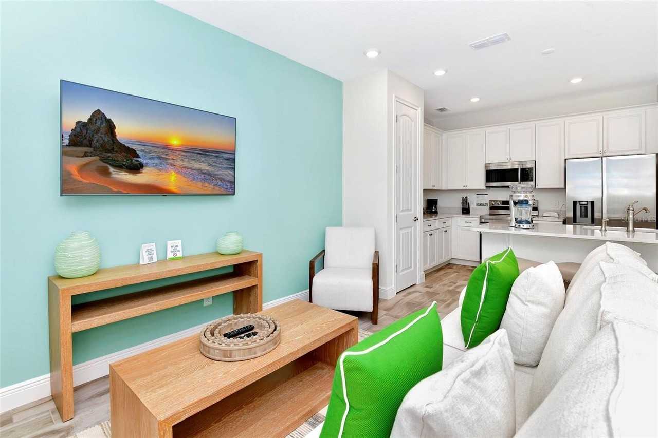 8171 Coconut Pl - Photo 4 of 50