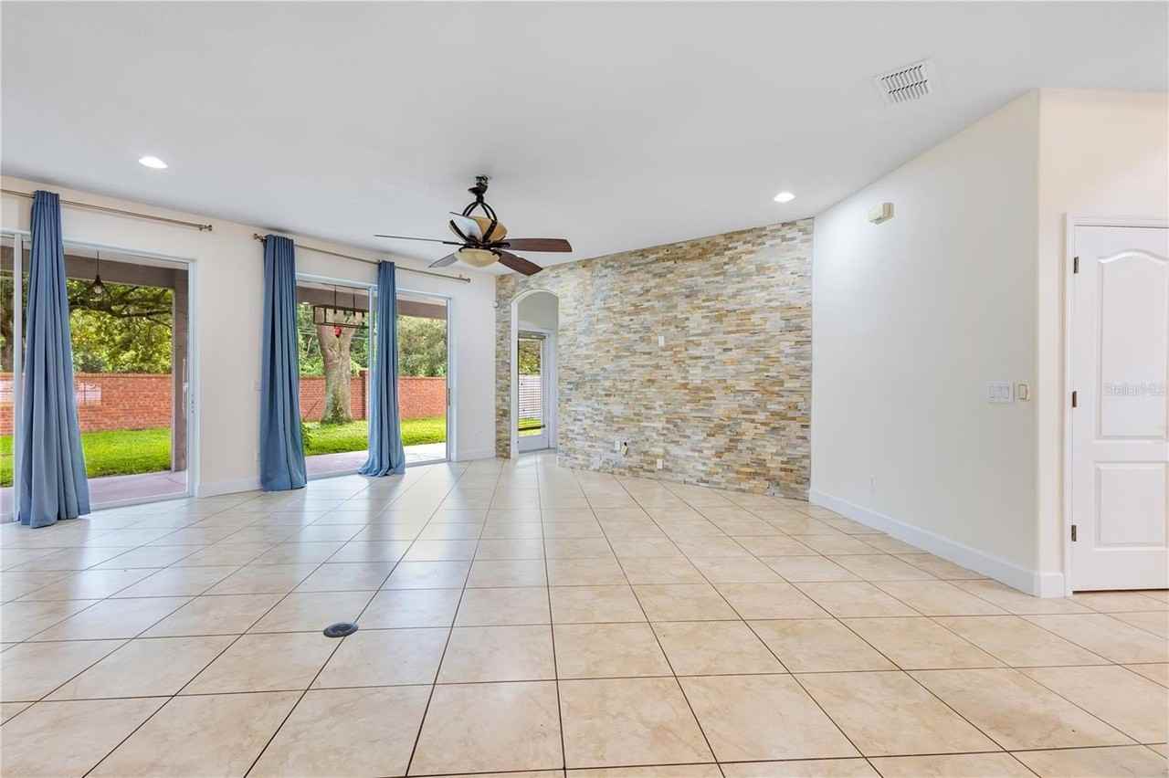 5050 Whitewater Way - Photo 4 of 31