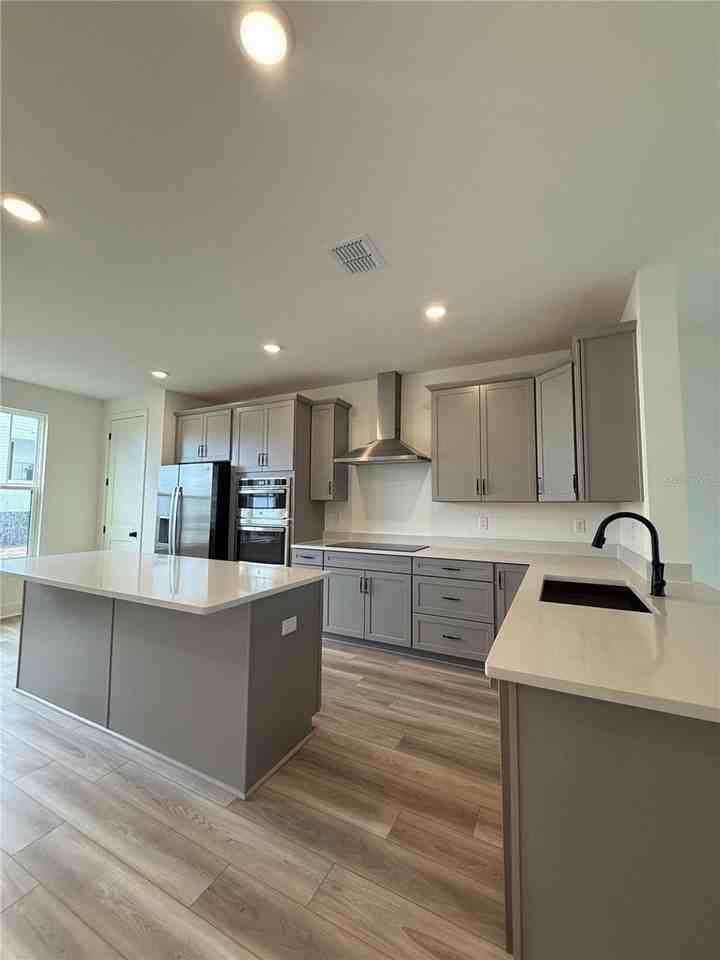 15039 Groveside Rd - Photo 7 of 41