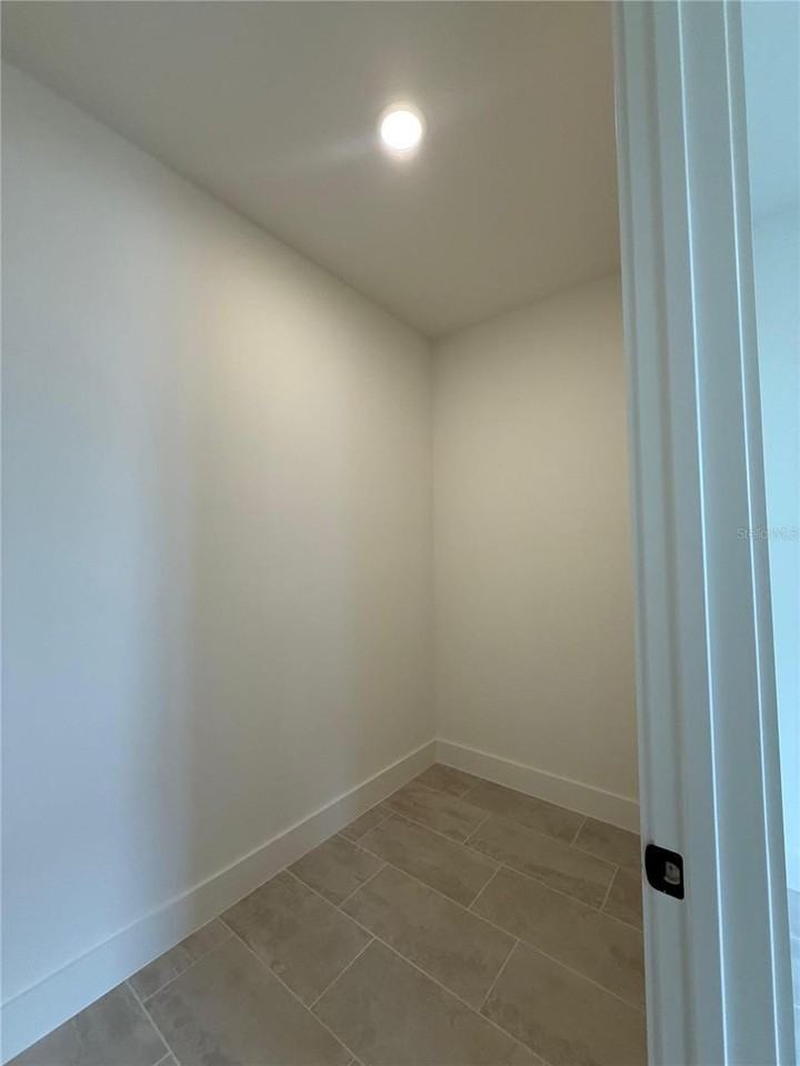 15051 Groveside Rd - Photo 6 of 41