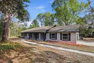 300 E Sweetwater Creek Dr - Photo 1 of 1