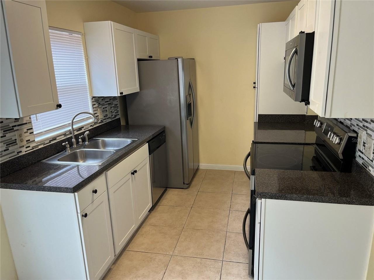1733 Shady Ridge Ct #233 - Photo 2 of 20