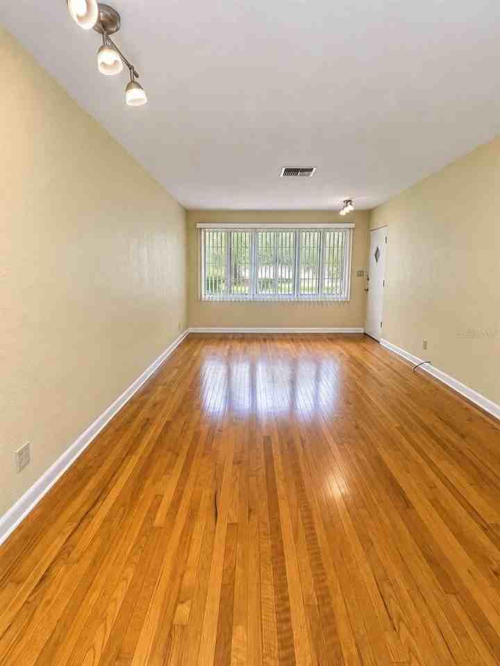 701 Palmer St - Photo 6 of 12