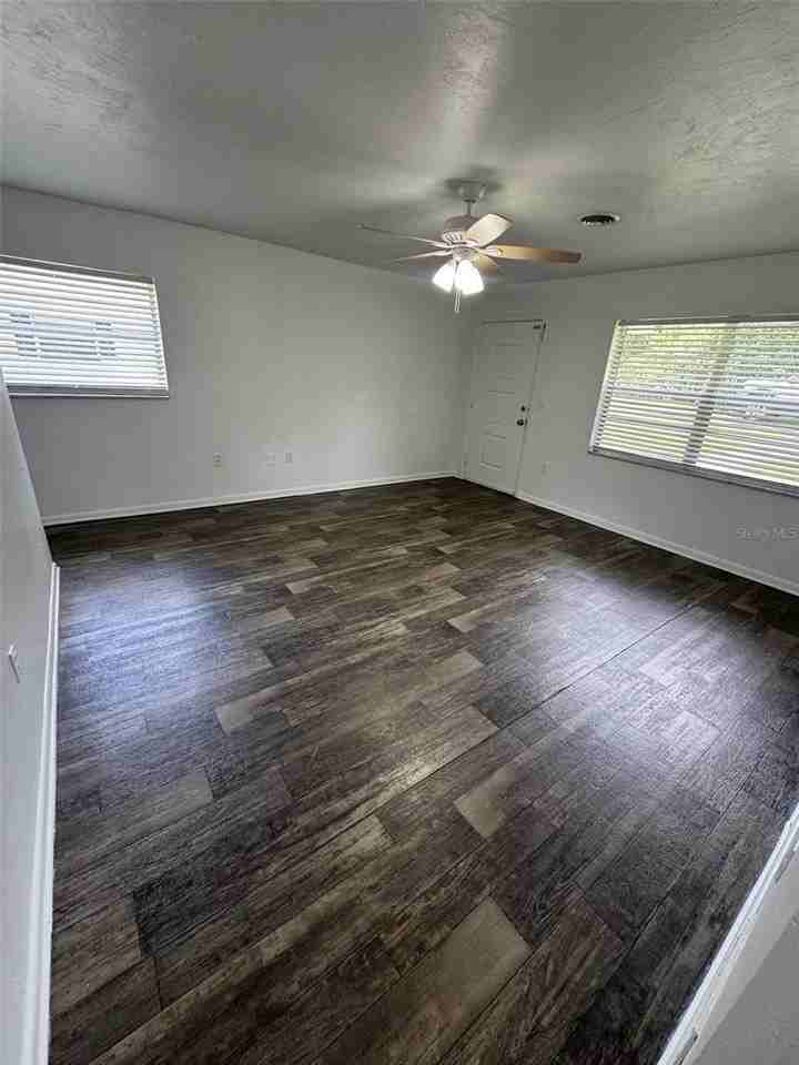 1640 Ne 71st Pl - Photo 2 of 12