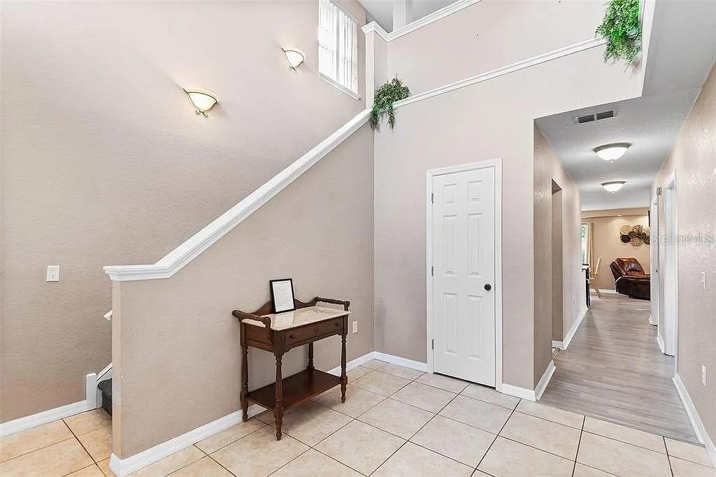 2101 Hatteras Pt - Photo 4 of 32