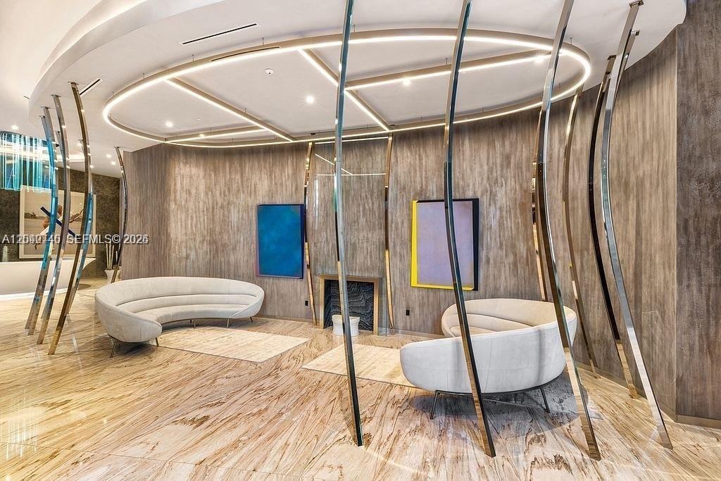 1000 Brickell Plz - Photo 3 of 8