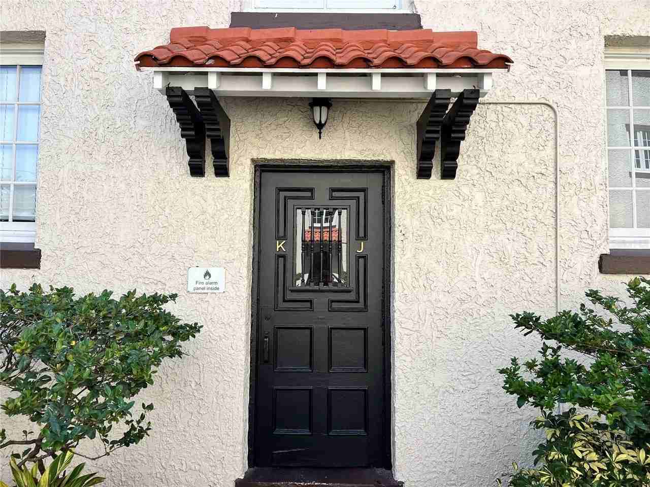 2117 W Dekle Ave #J3 - Photo 2 of 15