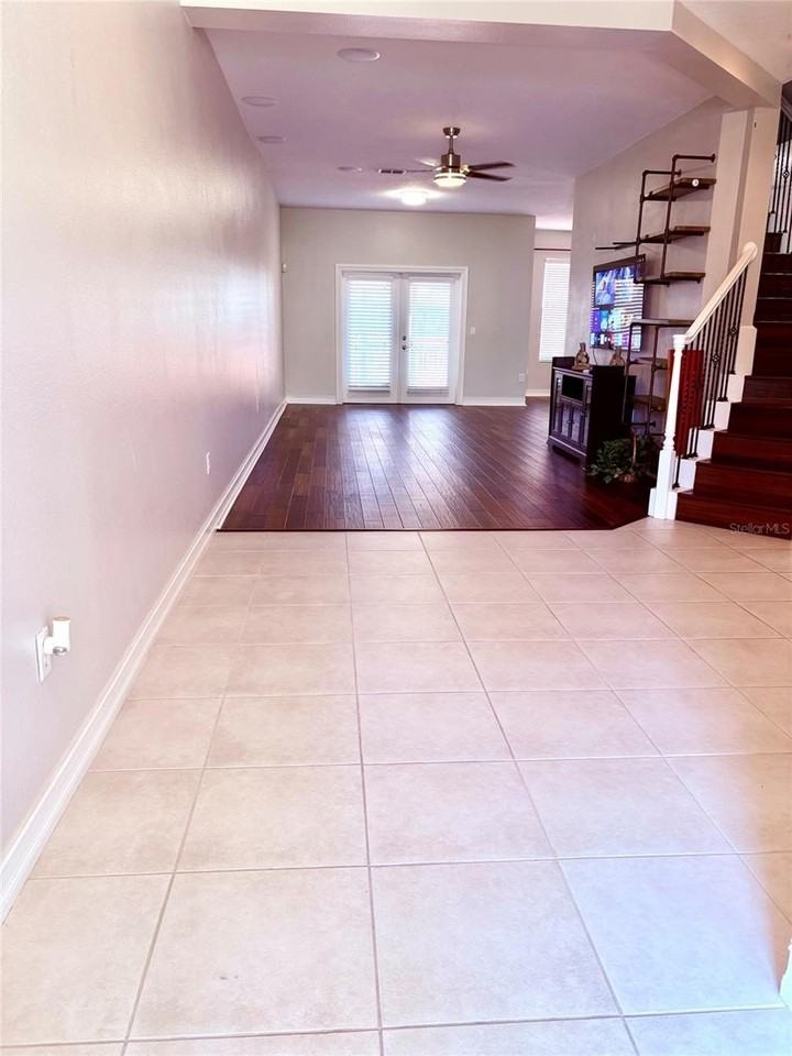 10432 La Mirage Ct - Photo 3 of 16
