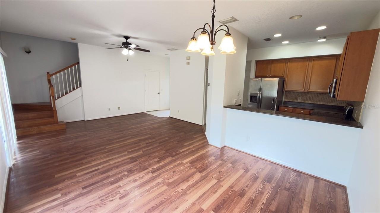 20404 Harvest Oak Ct - Photo 6 of 10