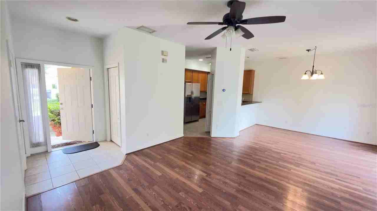 20404 Harvest Oak Ct - Photo 7 of 10