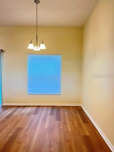 430 Berwick Cir - Photo 6 of 17