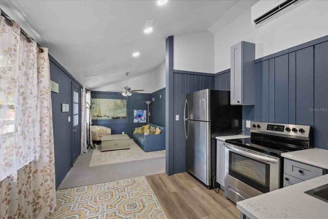 3022 Beach Blvd S #2 - Photo 6 of 23