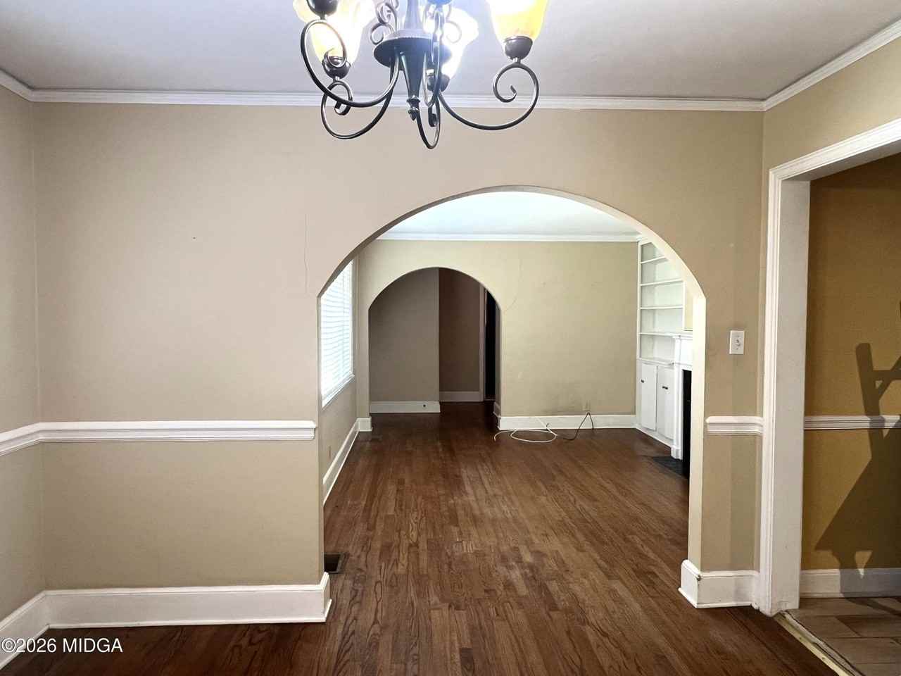 611 Corbin Ave - Photo 6 of 22