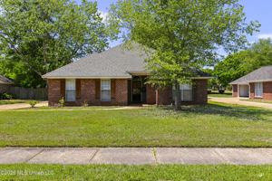 featured image of 417 Madison Oaks Dr