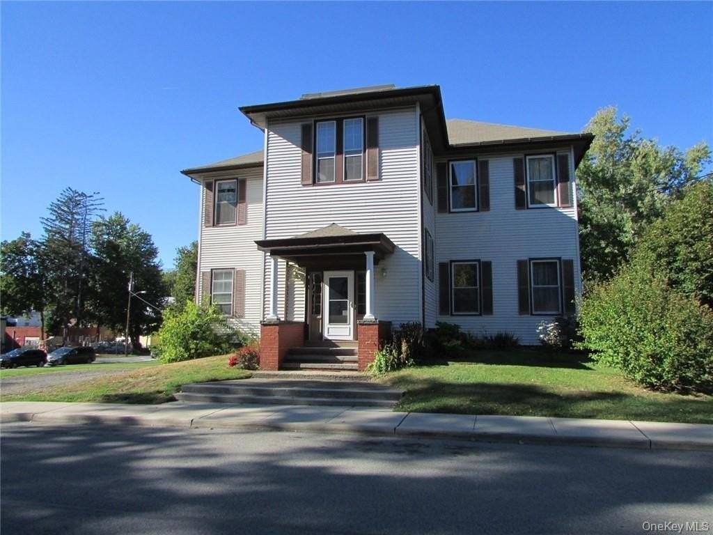 43 Clinton St #2 - Photo 2 of 11