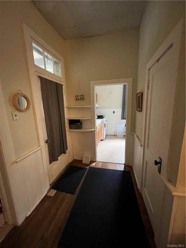 43 Clinton St #2 - Photo 6 of 11