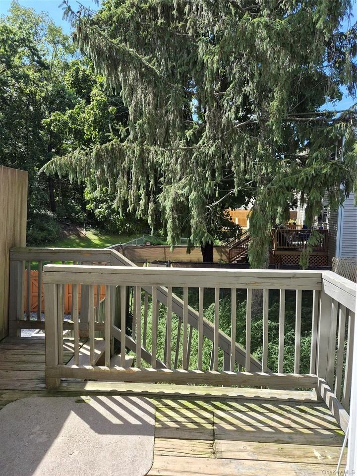 6 Boxwood Ct #6 - Photo 2 of 12