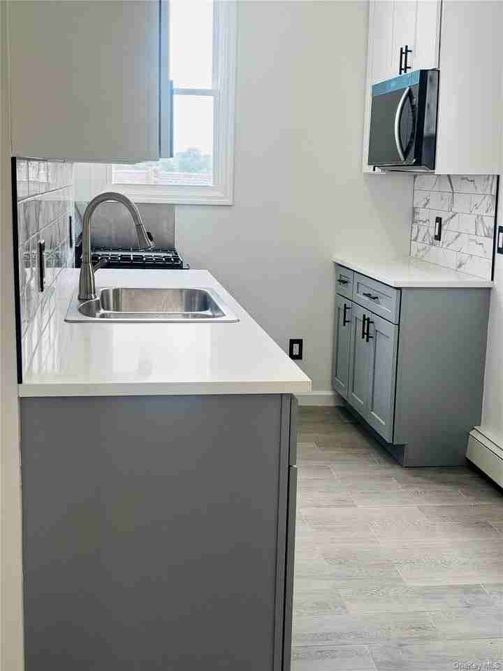 284 Sommerville Pl #1 - Photo 2 of 16