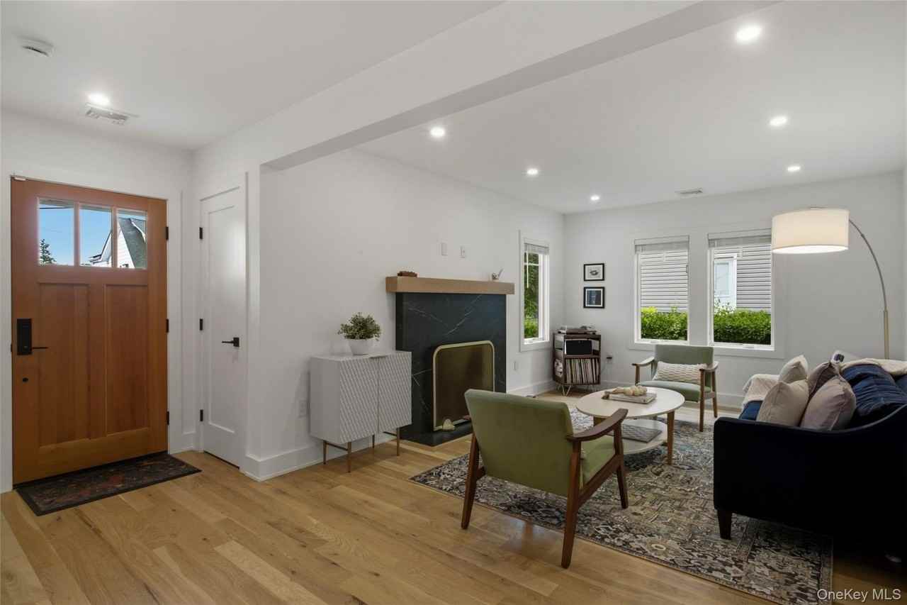 525 3rd St - Photo 7 of 31