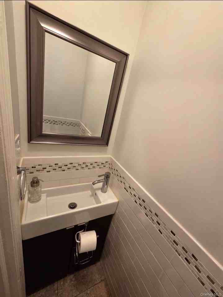 10548 65th Rd - Photo 3 of 19